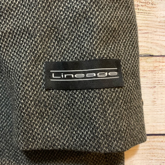 MOORE’s LINEAGE | 3 Button Charcoal Sports Coat - Picture 3 of 12